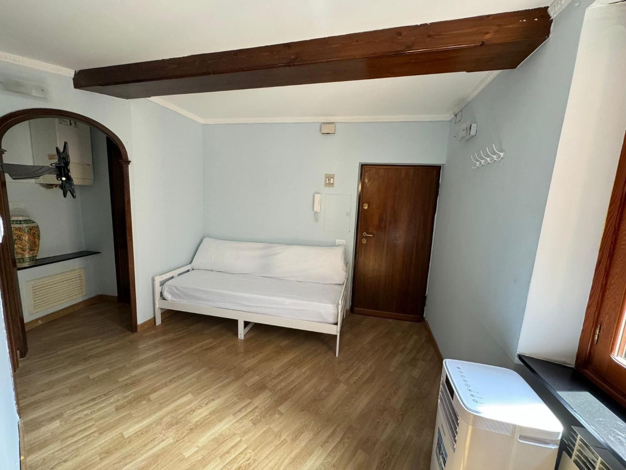 The First Colombo Brignole XX Settembre Apartment Genoa Bagian luar foto