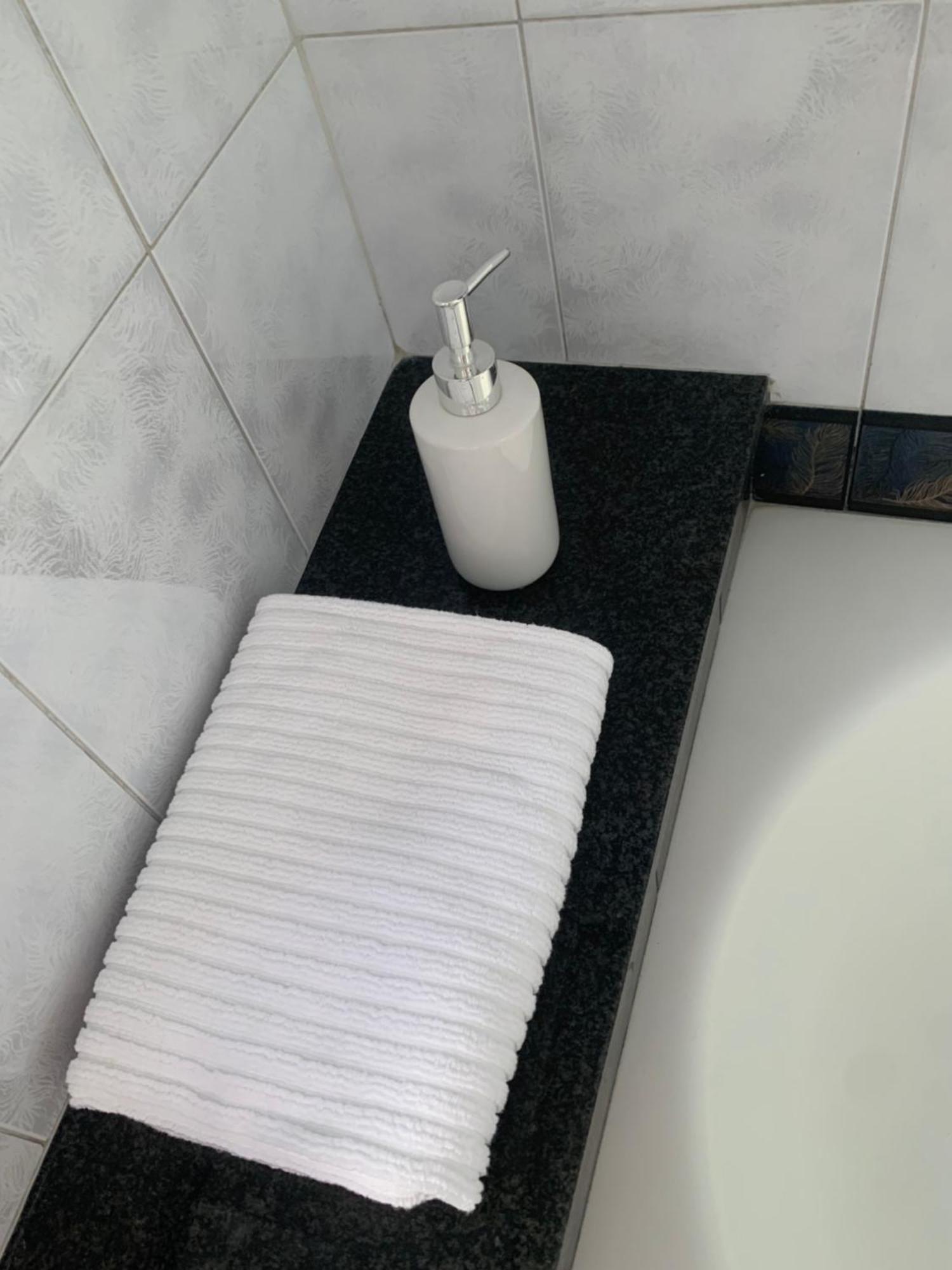 The First Colombo Brignole XX Settembre Apartment Genoa Bagian luar foto