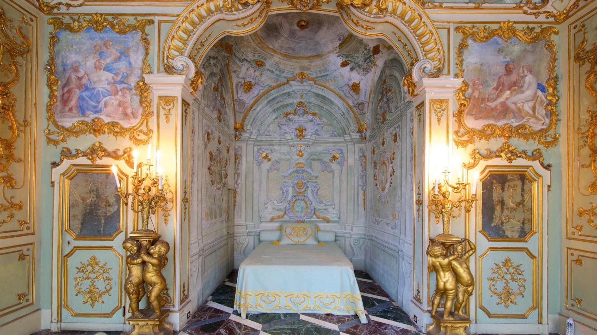 The First Colombo Brignole XX Settembre Apartment Genoa Bagian luar foto